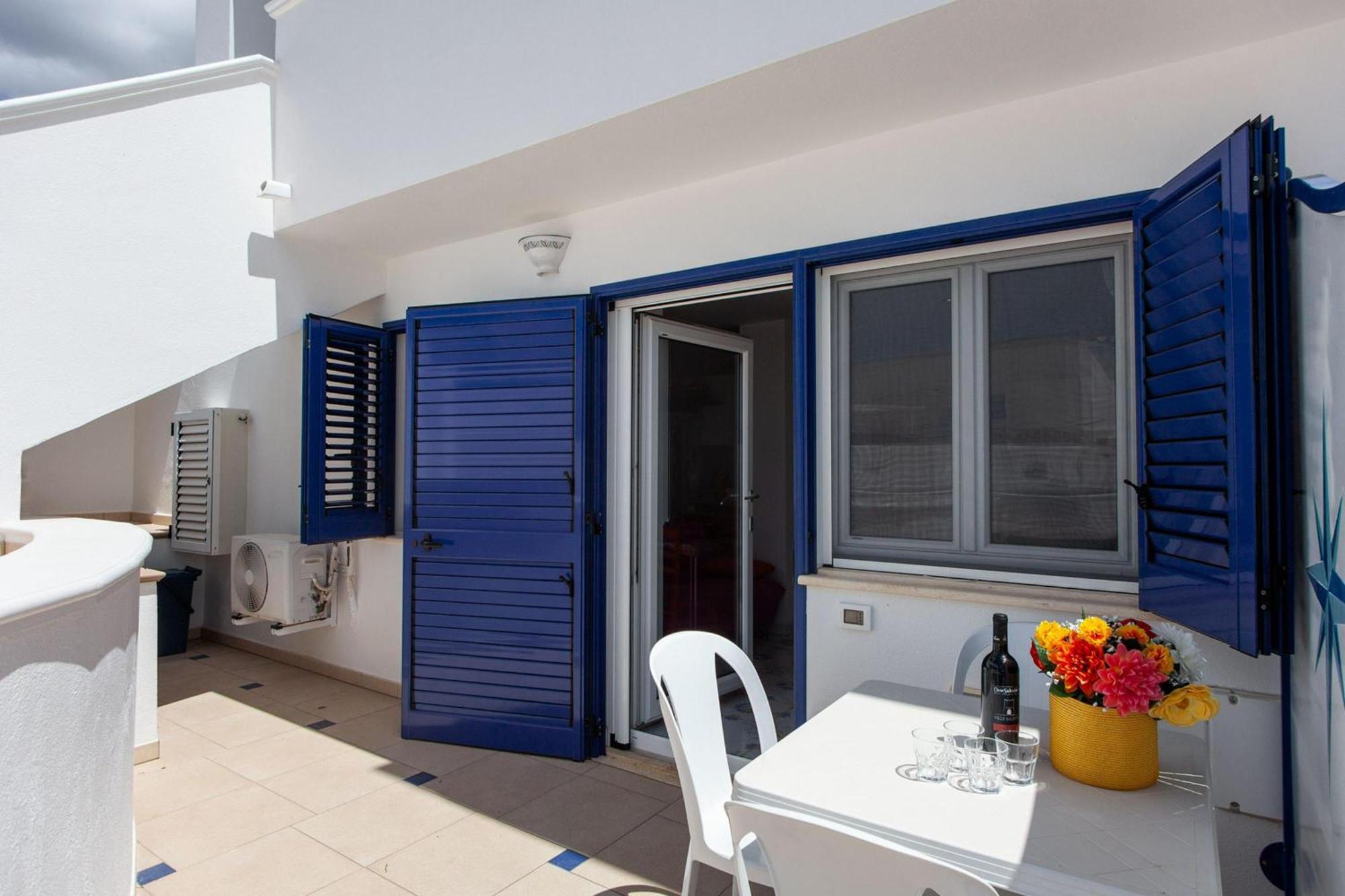 Complesso Azzurro Apartments Salve Exterior photo
